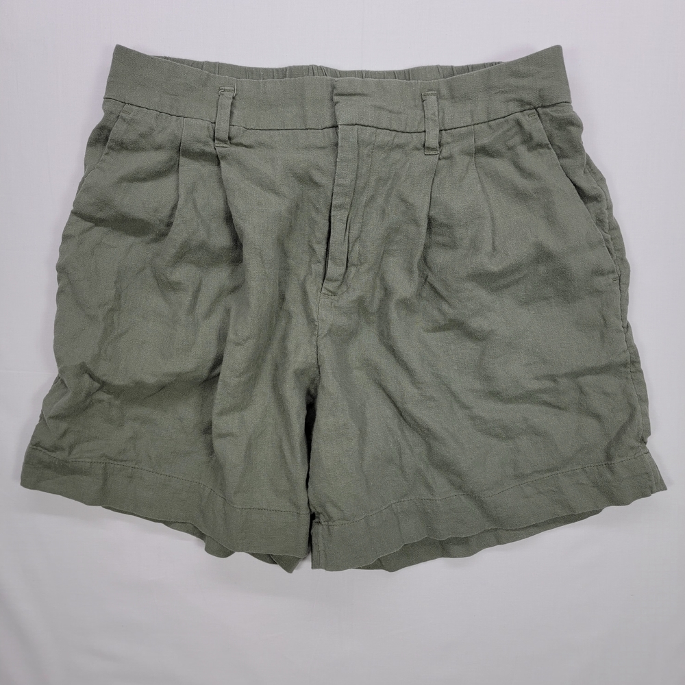 a new day Women's Olive Green Shorts
